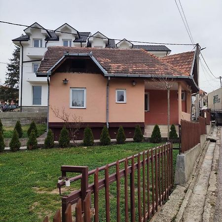 Apartmani Trajkovic โซโคบานยา ภายนอก รูปภาพ