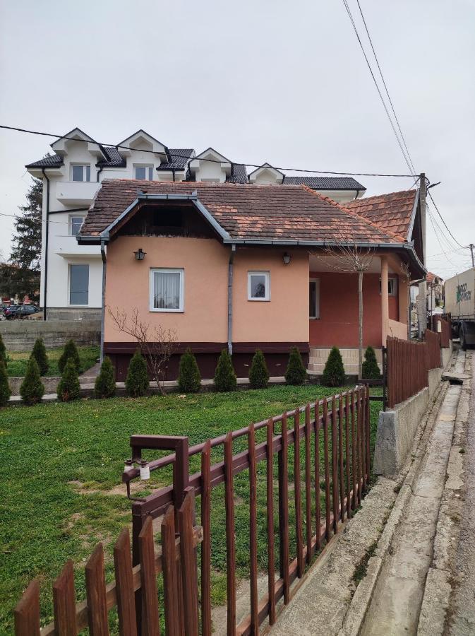 Apartmani Trajkovic โซโคบานยา ภายนอก รูปภาพ